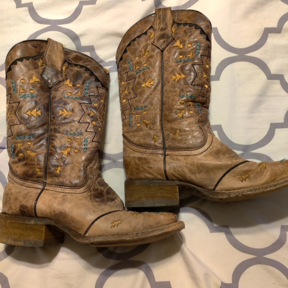 Corral cowboy boots